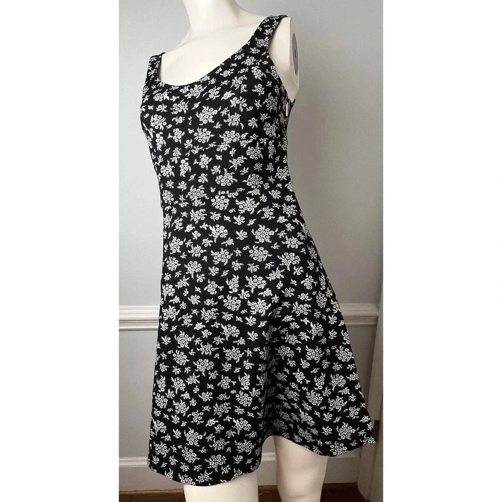 MICHAEL KORS WOMENS FLORAL SCOOP NECK SLEEVELESS  SUNDRESS SIZE XS NWT $150